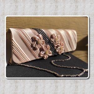 COPY - Champagne Strap Drop Evening Clutch. #HY080